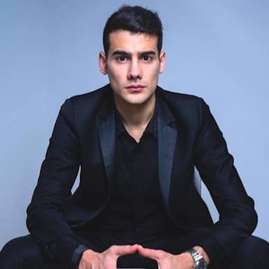 Mario Nawfal