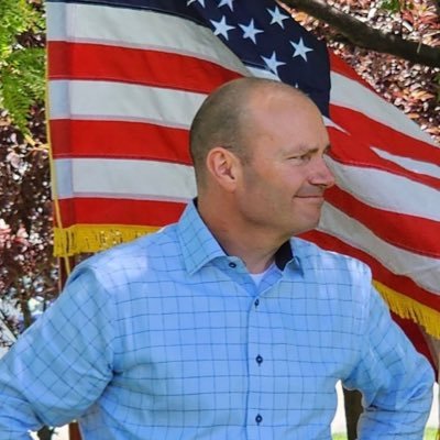Mike Lee